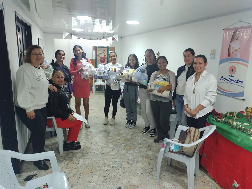 Encuentro de mamás en la sede