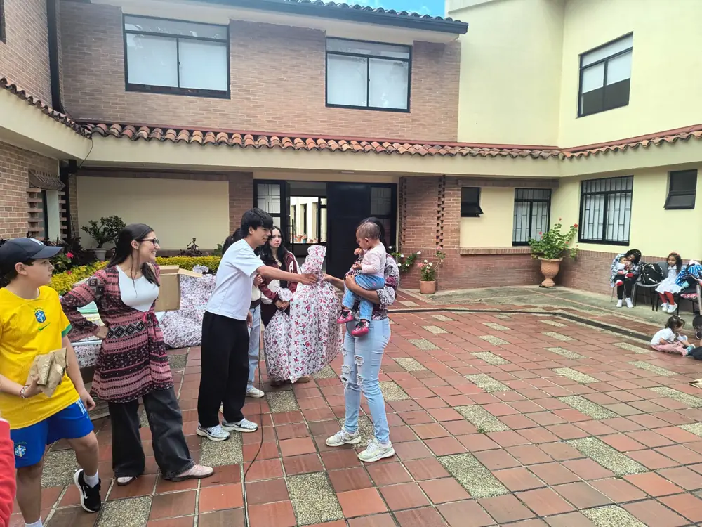 Jornada en el patio con familias